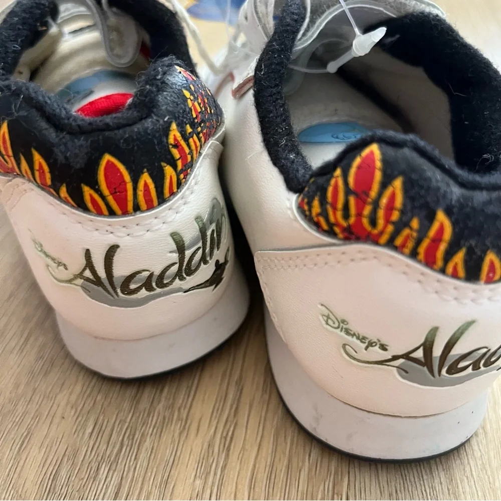 90s Vintage Aladdin  White Sneakers Toddler size 9 - Picture 5 of 6
